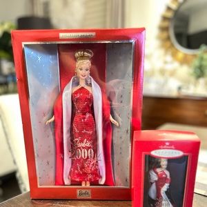 Bonus Full Set of 8 New Year's Collector Edition
2000, 2001, 2002, & 2003 Barbie